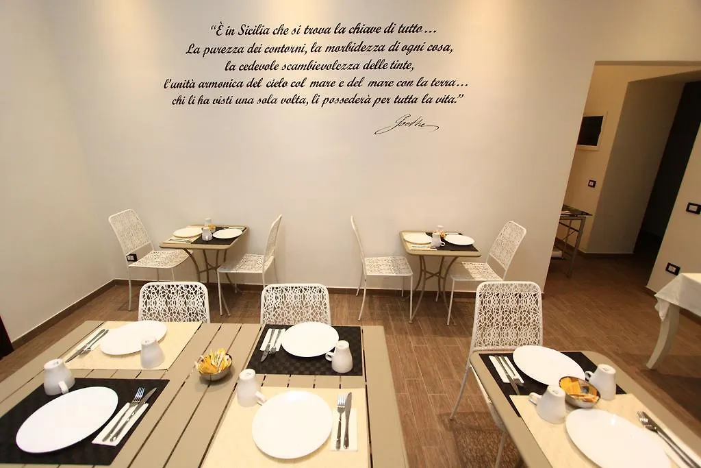 B&B Teatro Del Sole Palermo 3*,
